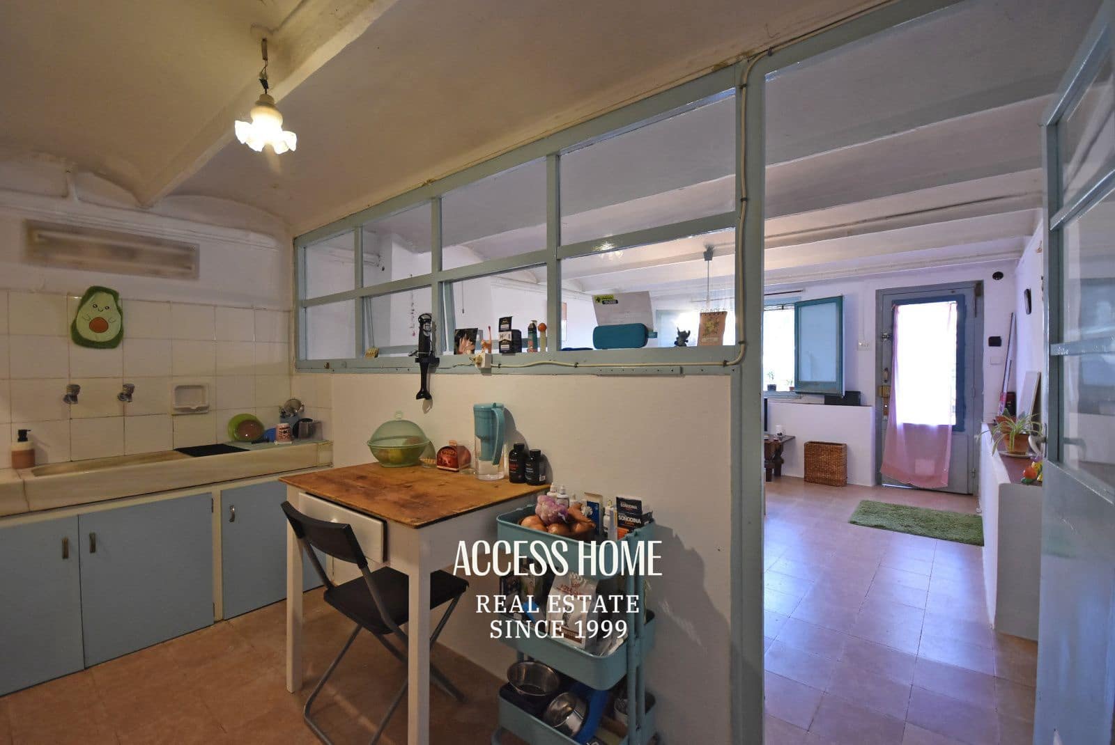 4 bedroom Villa for sale in Premia de Dalt with pool garage - € 930,000 (Ref: 9399876)