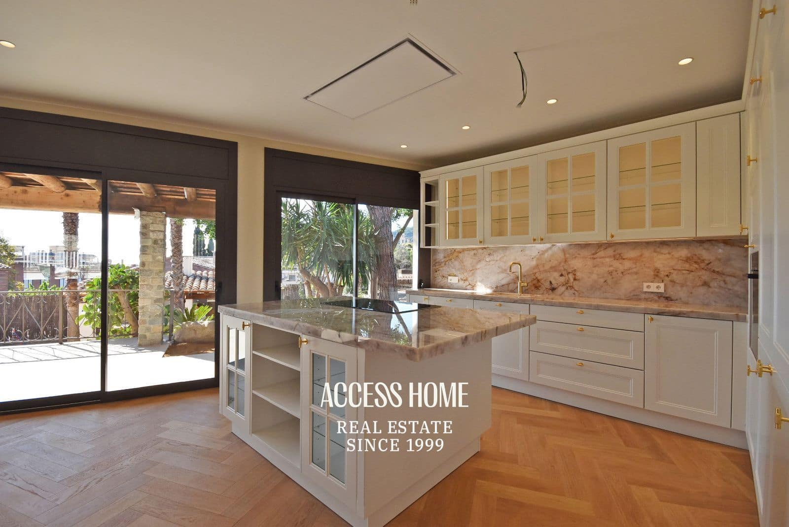 5 soveværelse Villa til salg i Vilassar de Dalt med swimmingpool garage - € 1.560.000 (Ref: 9400221)