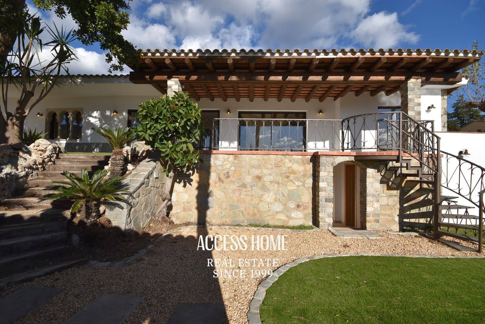 5 soverom Villa til salgs i Vilassar de Dalt med svømmebasseng garasje - € 1 560 000 (Ref: 9400221)