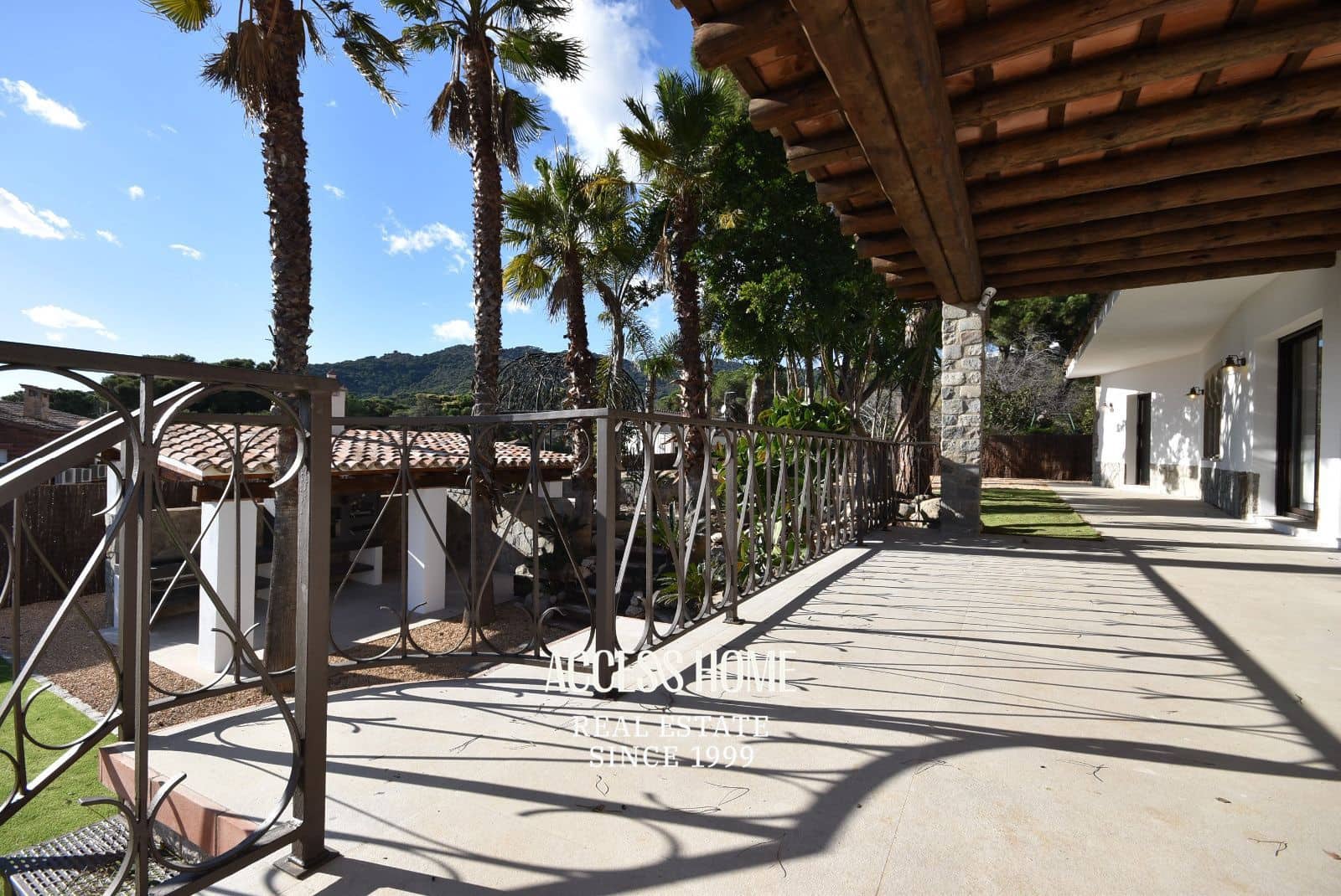 5 soverom Villa til salgs i Vilassar de Dalt med svømmebasseng garasje - € 1 560 000 (Ref: 9400221)