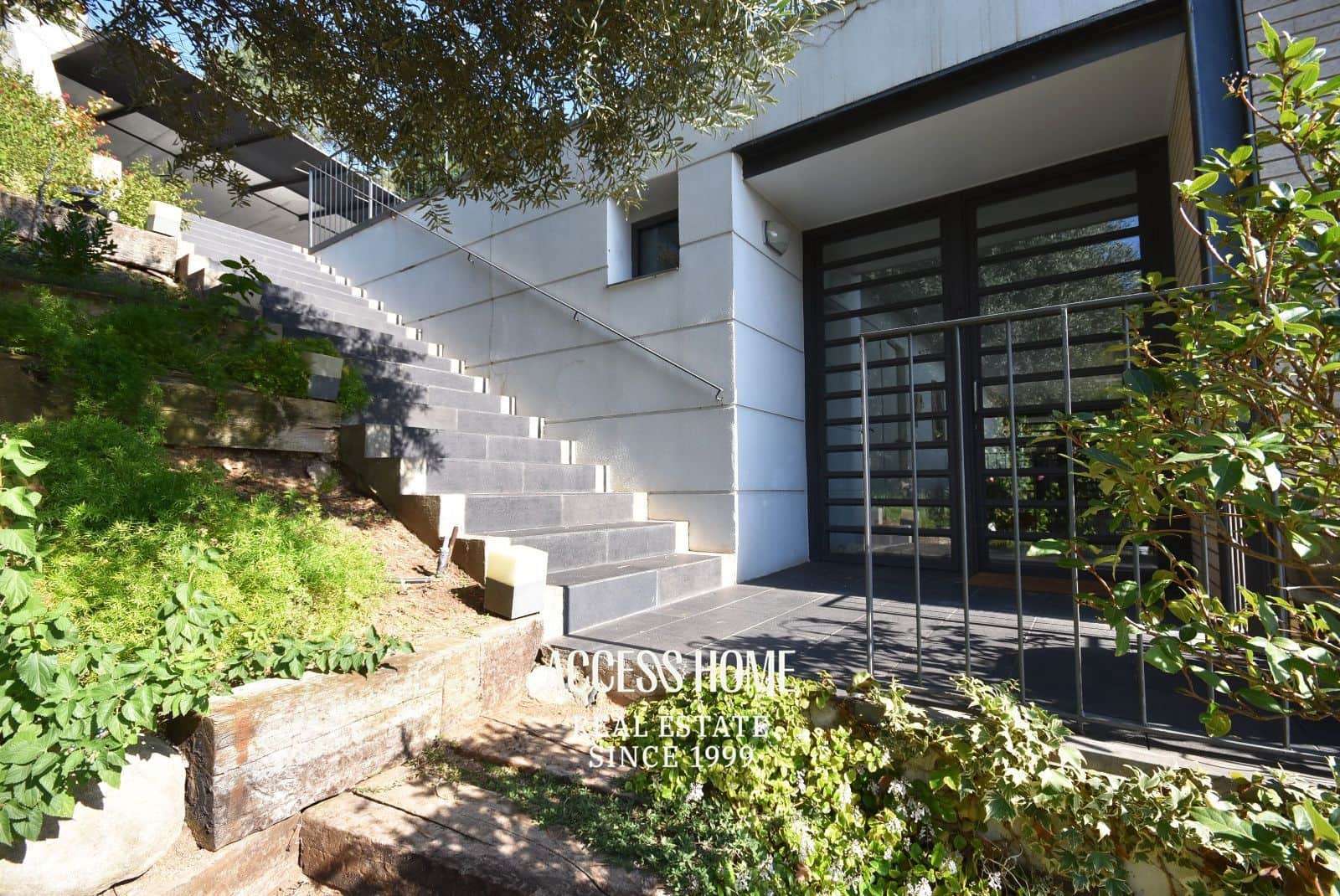 4 soverom Villa til salgs i Teia med svømmebasseng garasje - € 1 400 000 (Ref: 9405826)