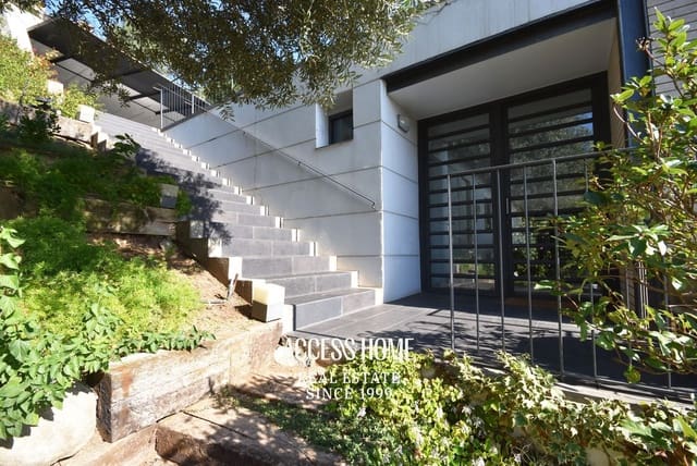 4 soverom Villa til salgs i Teià med svømmebasseng garasje - € 1 400 000 (Ref: 9405826)