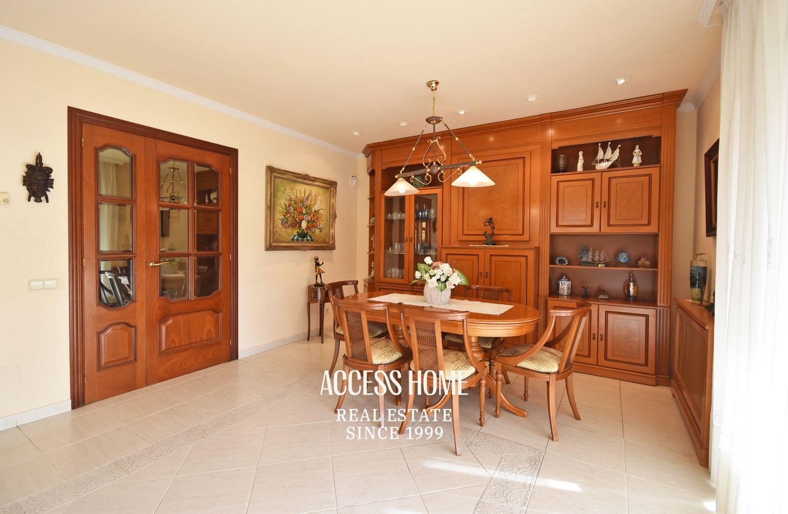 4 chambre Villa/Maison à vendre à Sant Pol de Mar avec piscine garage - 795 000 € (Ref: 9413013)