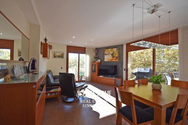 4 bedroom Flat for sale in Arenys de Munt - € 410,000 (Ref: 9413235)