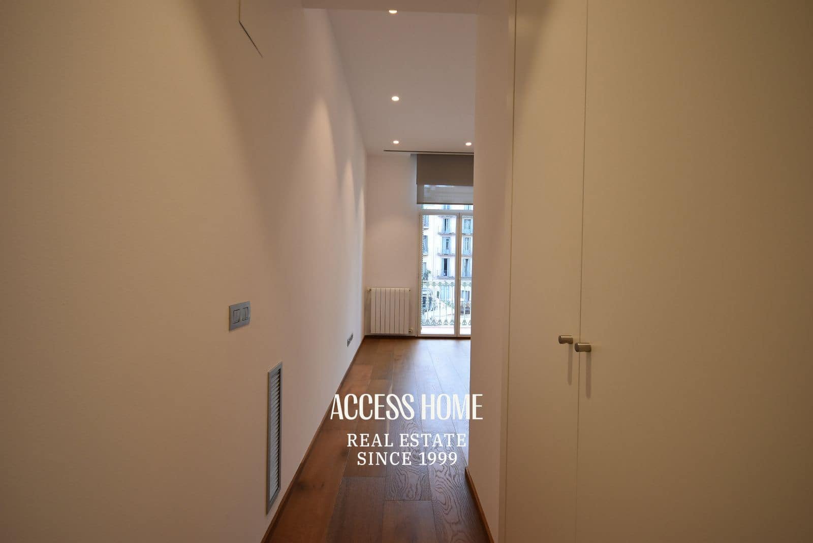 4 bedroom Flat for rent in Barcelona city - € 8,000 (Ref: 9431675)