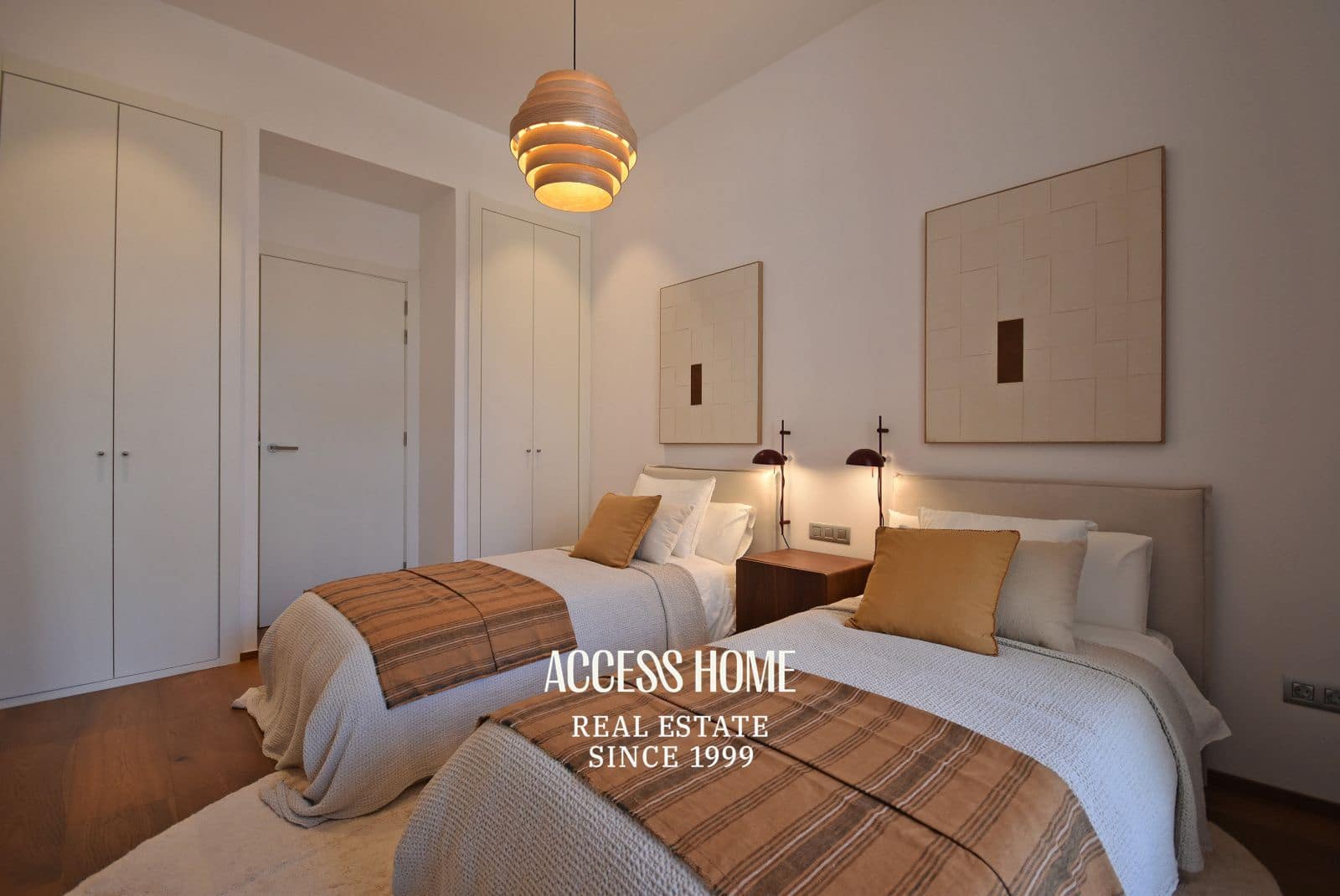 4 slaapkamer Flat te huur in Barcelona stad - € 7.500 (Ref: 9431675)