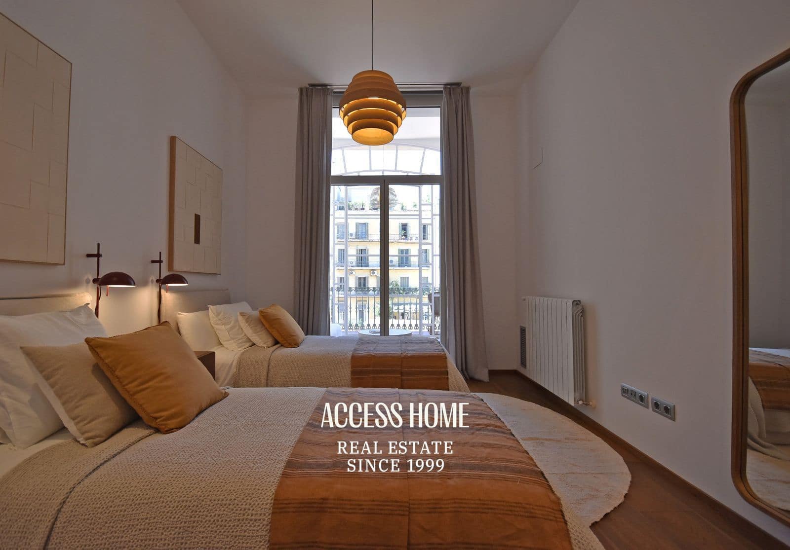 4 slaapkamer Flat te huur in Barcelona stad - € 7.500 (Ref: 9431675)