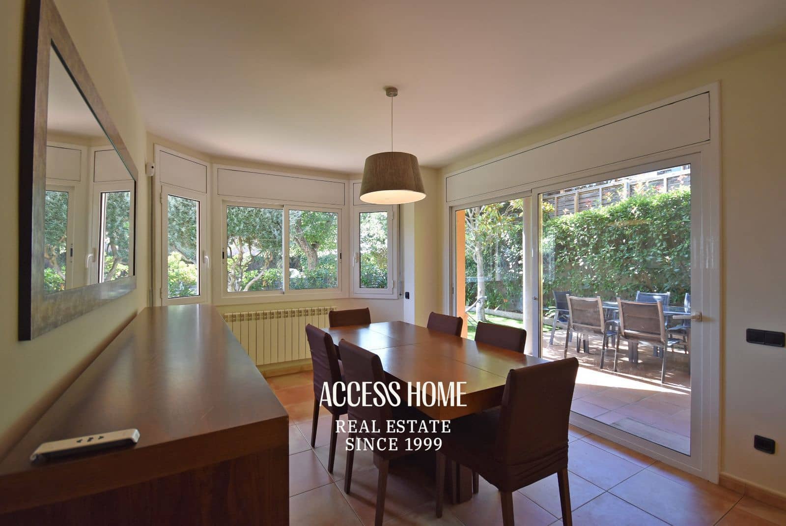 4 soveværelse Villa til salg i El Masnou med garage - € 790.000 (Ref: 9431922)