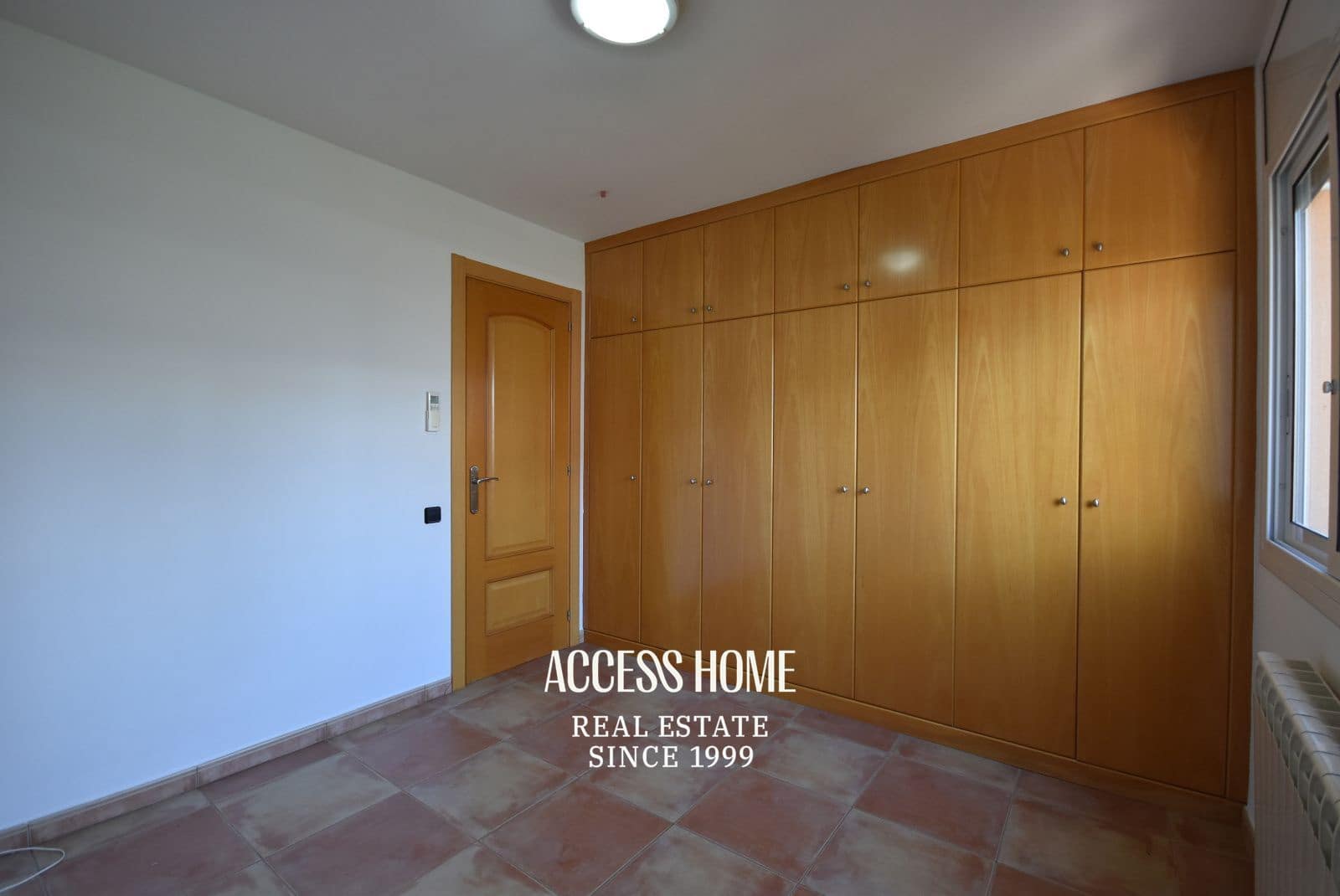 4 soveværelse Villa til salg i El Masnou med garage - € 790.000 (Ref: 9431922)