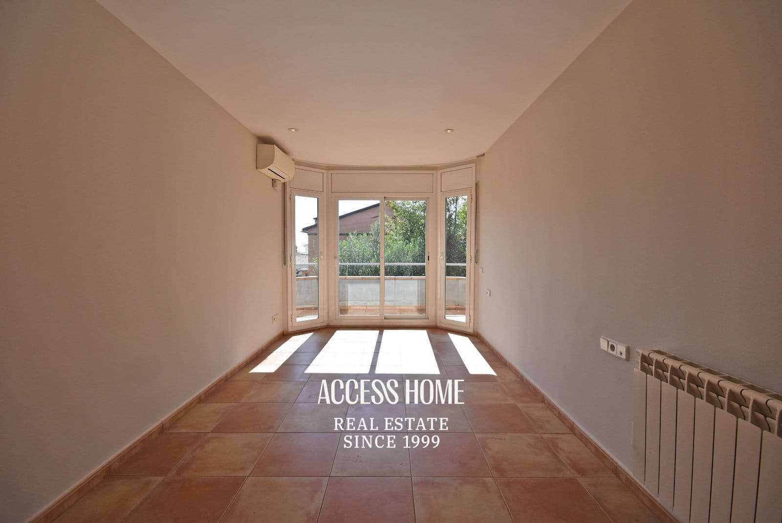 4 soveværelse Villa til salg i El Masnou med garage - € 790.000 (Ref: 9431922)