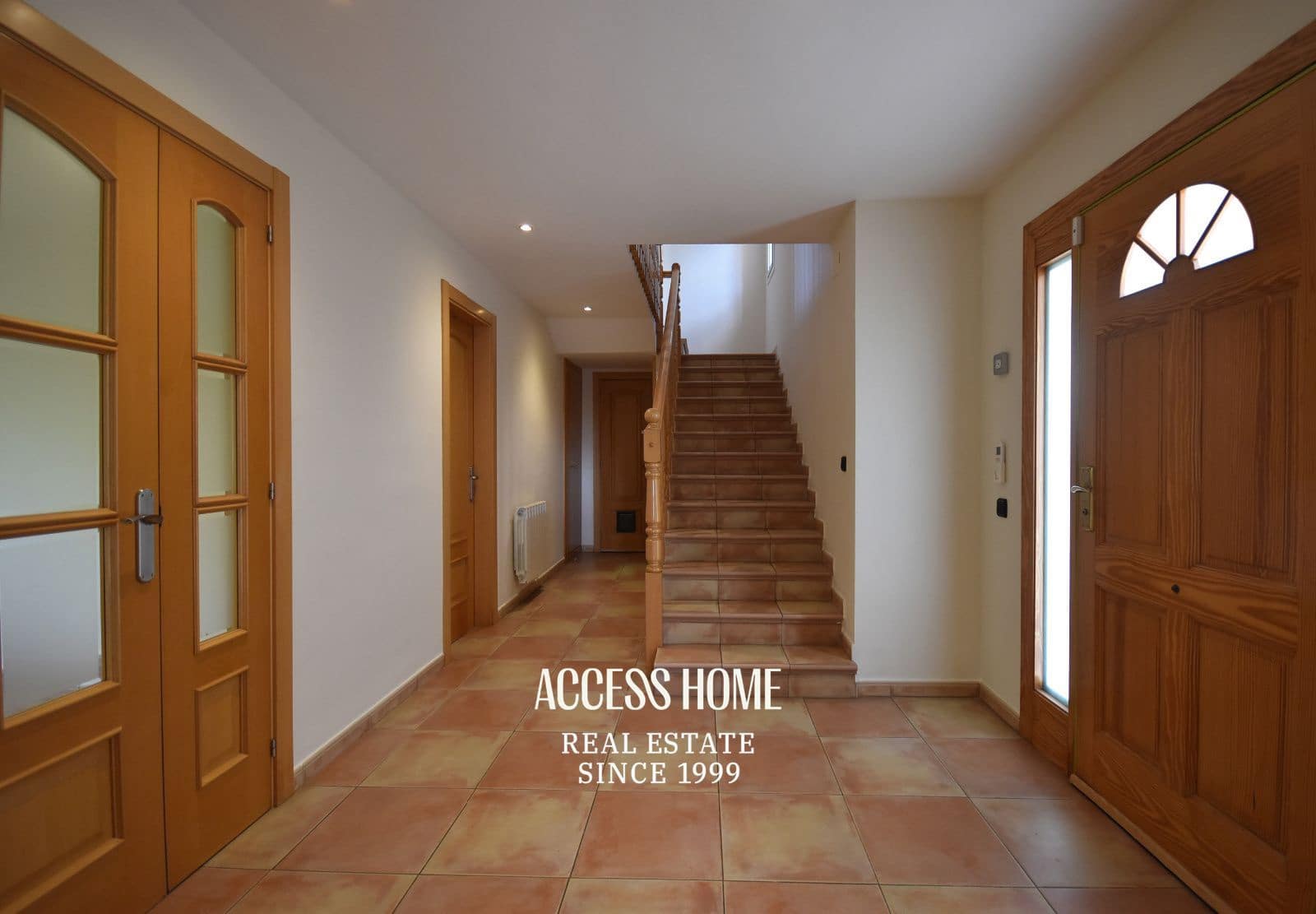 4 soveværelse Villa til salg i El Masnou med garage - € 790.000 (Ref: 9431922)