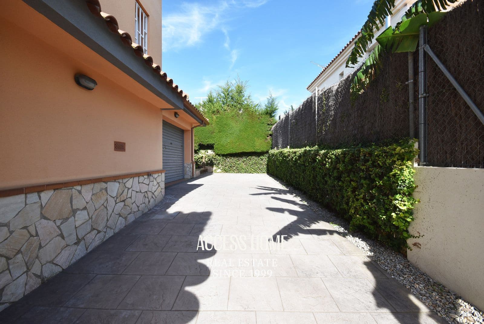 4 soveværelse Villa til salg i El Masnou med garage - € 790.000 (Ref: 9431922)