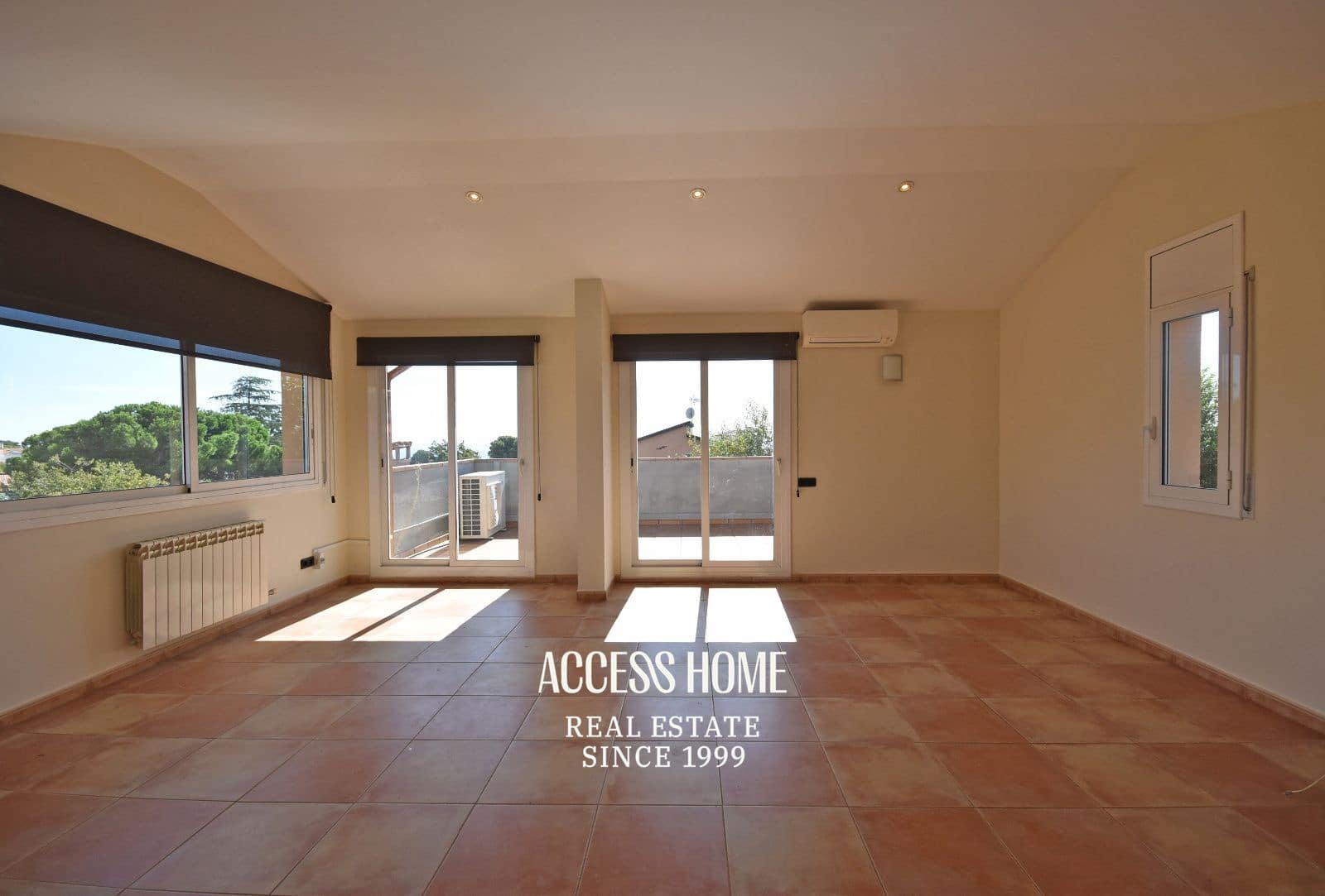 4 soveværelse Villa til salg i El Masnou med garage - € 790.000 (Ref: 9431922)