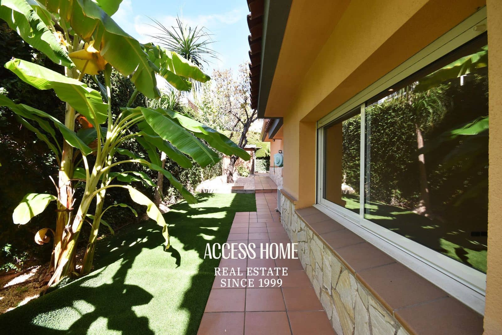 4 soveværelse Villa til salg i El Masnou med garage - € 790.000 (Ref: 9431922)