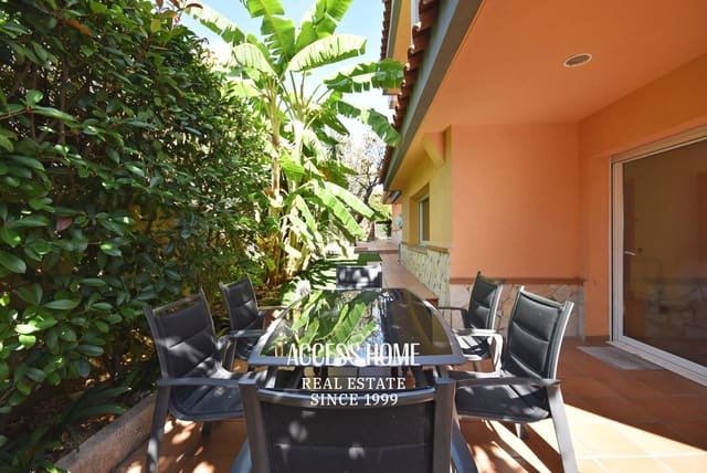 4 soverom Villa til salgs i El Masnou med garasje - € 790 000 (Ref: 9431922)