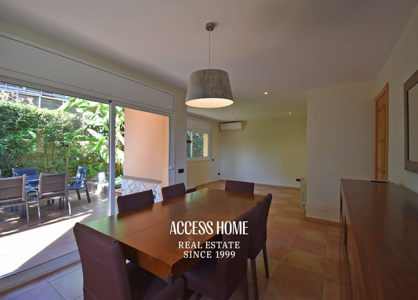 4 soveværelse Villa til salg i El Masnou med garage - € 790.000 (Ref: 9431922)