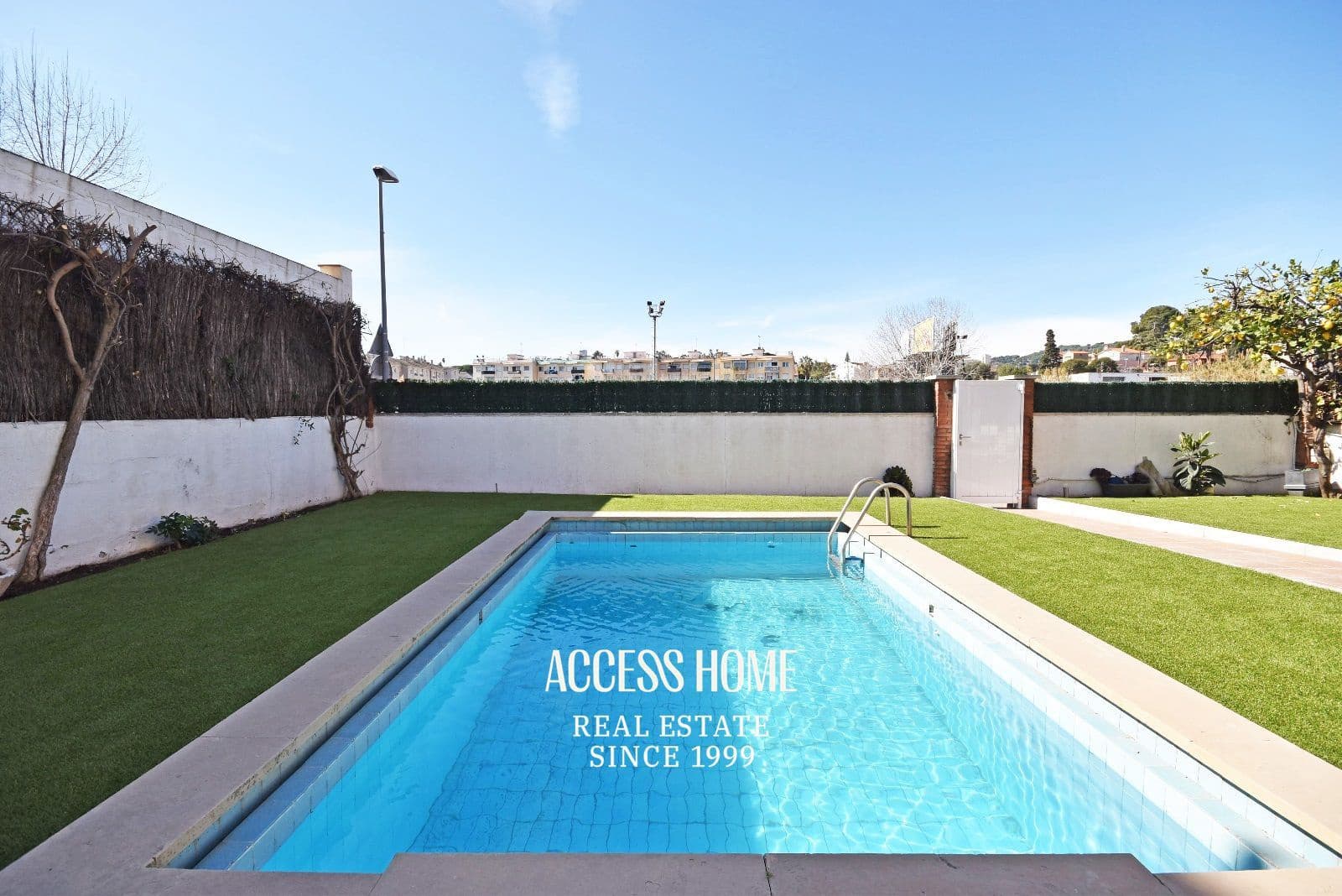 5 soveværelse Villa til leje i Alella med swimmingpool garage - € 2.800 (Ref: 9431923)