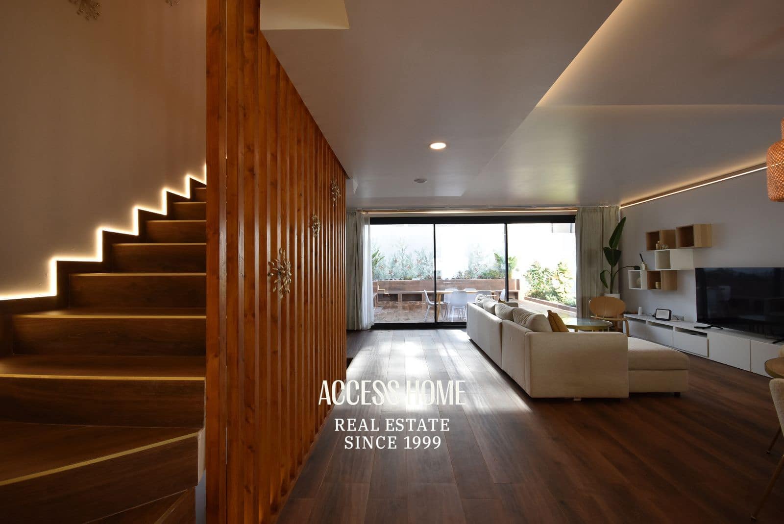 4 sovrum Hus till salu i Montgat med pool garage - 1 074 600 € (Ref: 9438762)