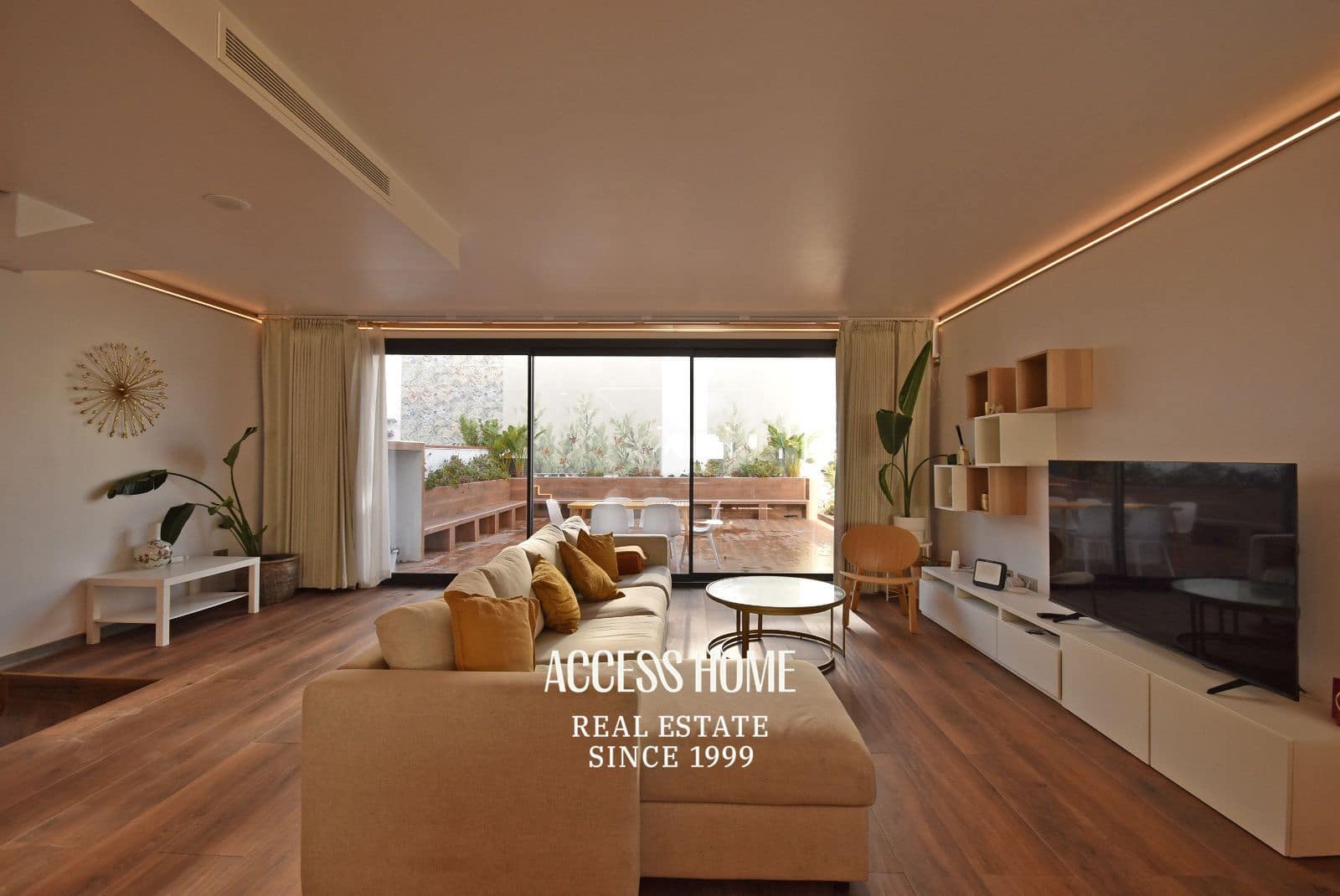 4 sovrum Hus till salu i Montgat med pool garage - 1 074 600 € (Ref: 9438762)