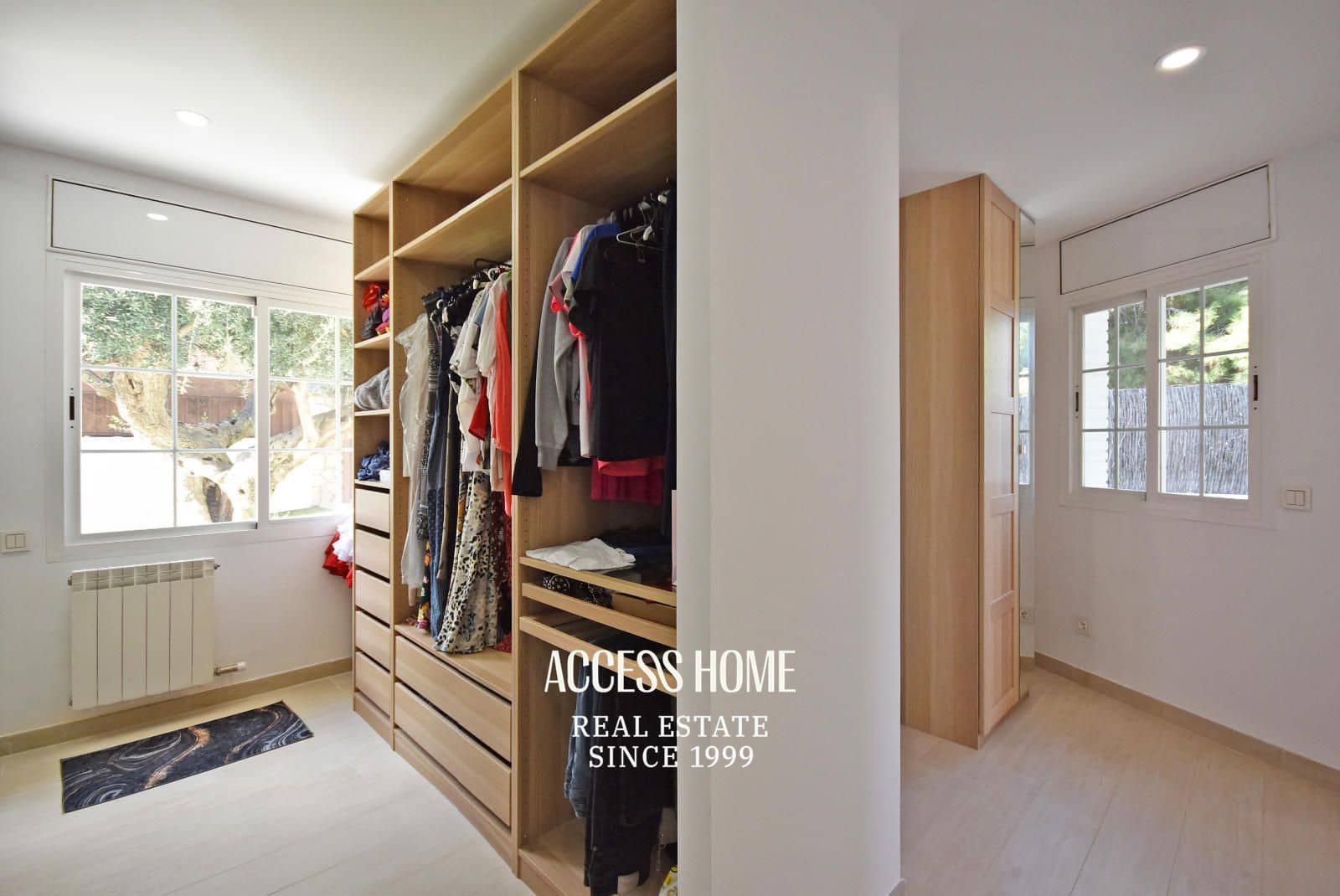 5 makuuhuone Huvila vuokrattavana paikassa Premia de Dalt mukana uima-altaan 
autotalli - 4 500 € (Ref: 9447084)