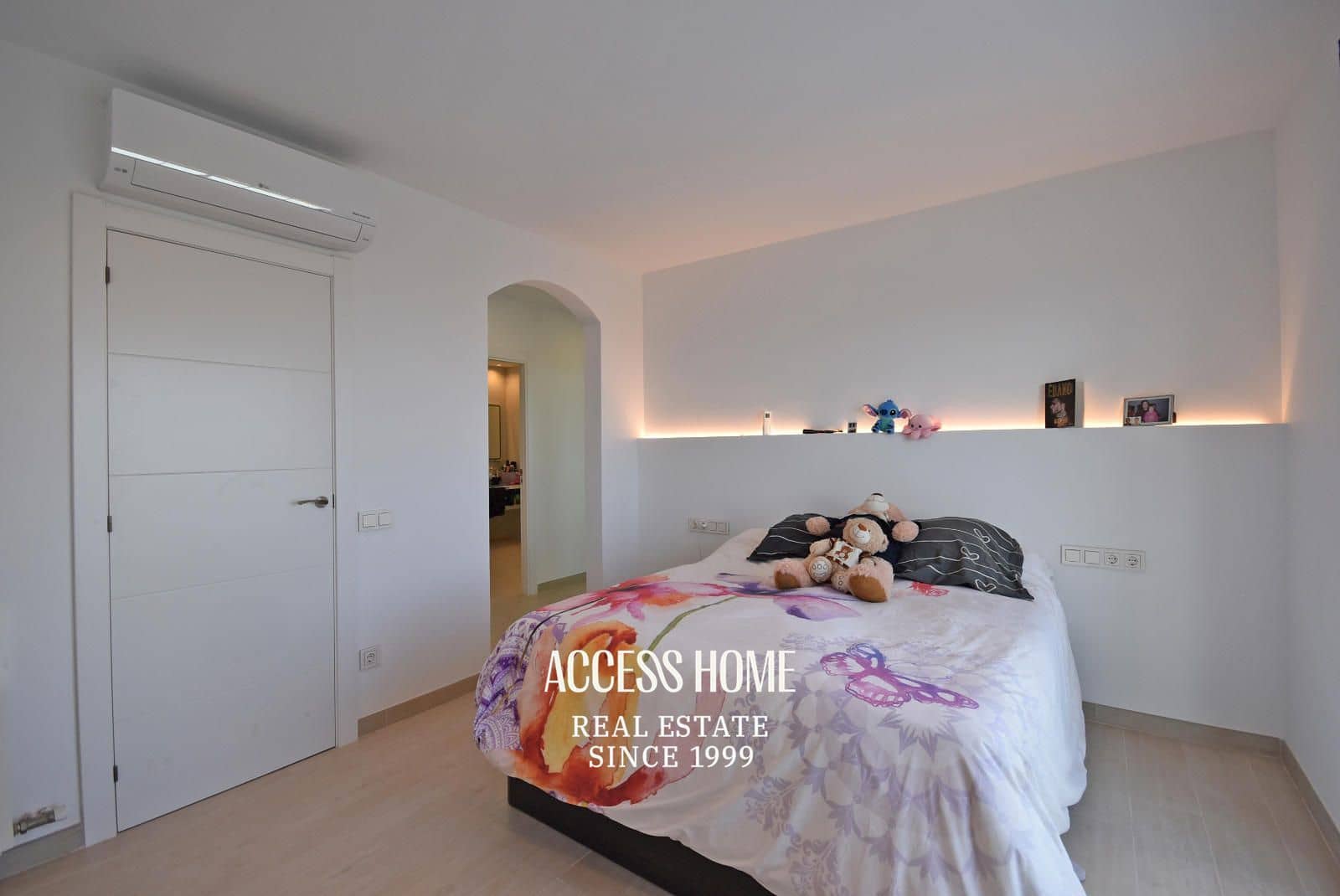 5 makuuhuone Huvila vuokrattavana paikassa Premia de Dalt mukana uima-altaan 
autotalli - 4 500 € (Ref: 9447084)