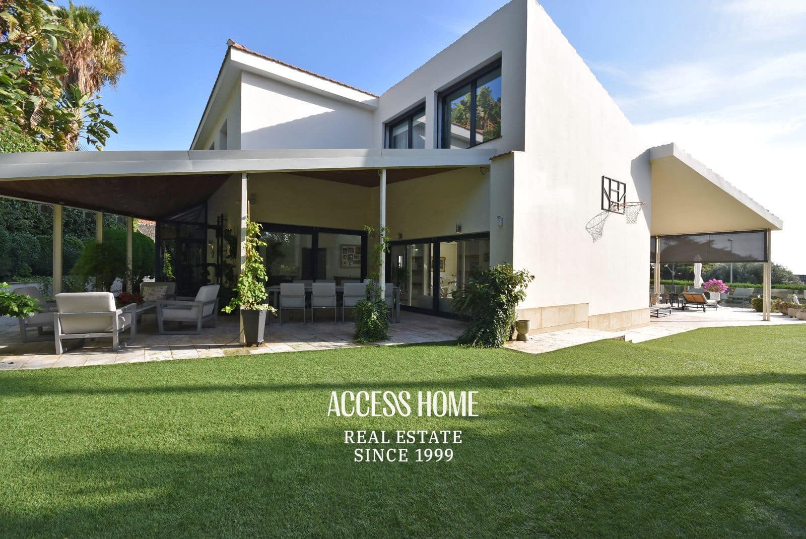 8 soverom Villa til leie i Alella med garasje - € 9 000 (Ref: 9466097)