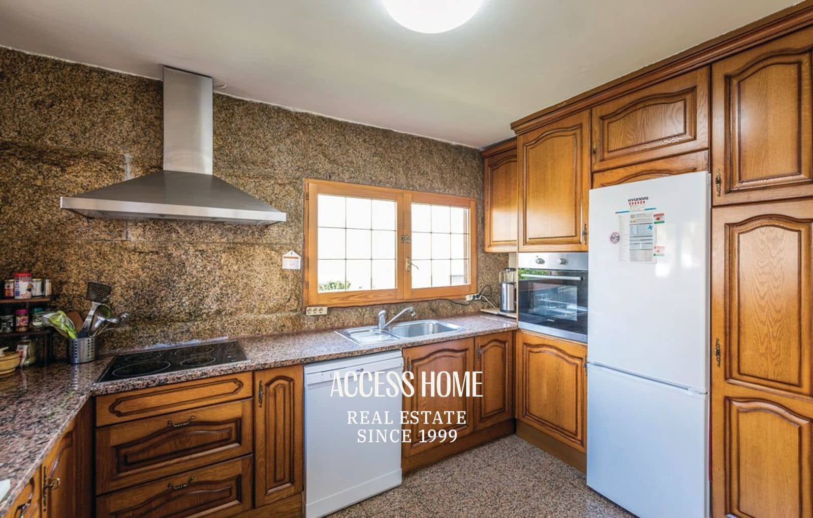 7 bedroom Villa for sale in Alella with pool garage - € 2,500,000 (Ref: 9500257)