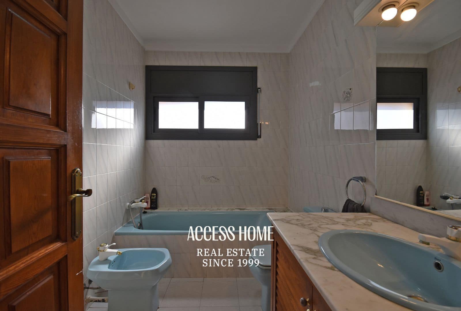 5 chambre Villa/Maison à vendre à El Masnou avec piscine garage - 895 000 € (Ref: 9503555)