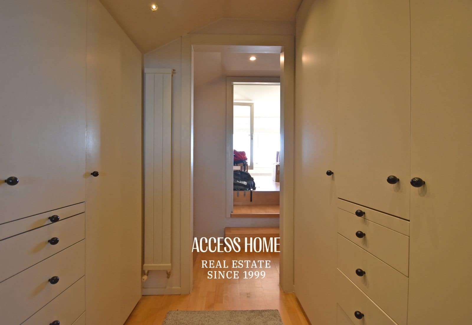 4 bedroom Villa for rent in Sant Vicenc de Montalt with pool garage - € 4,500 (Ref: 9511212)