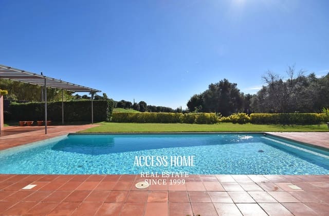4 bedroom Villa for rent in Sant Vicenç de Montalt with pool garage - € 4,500 (Ref: 9511212)