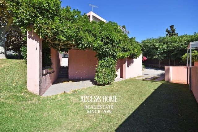 4 bedroom Villa for rent in Sant Vicenç de Montalt with pool garage - € 4,500 (Ref: 9511212)