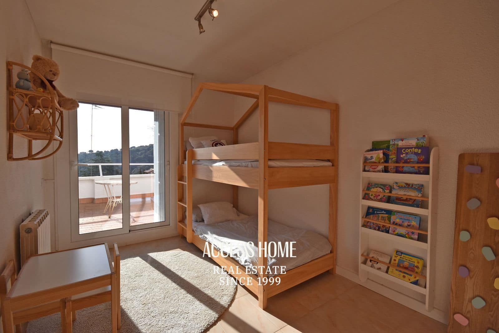 4 quarto Moradia para venda em Alella com piscina garagem - 790 000 € (Ref: 9537845)