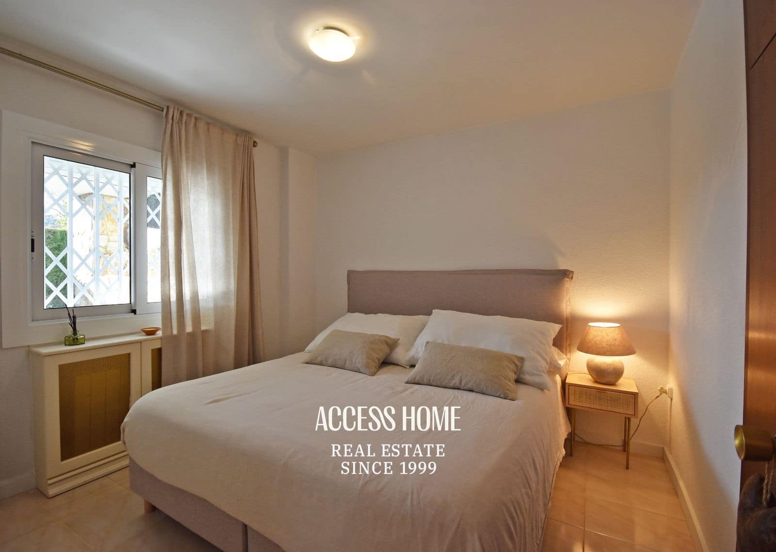 4 quarto Moradia para venda em Alella com piscina garagem - 790 000 € (Ref: 9537845)