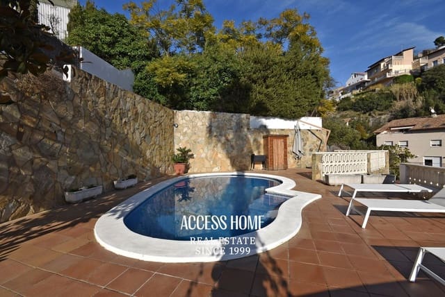 4 quarto Moradia para venda em Alella com piscina garagem - 790 000 € (Ref: 9537845)