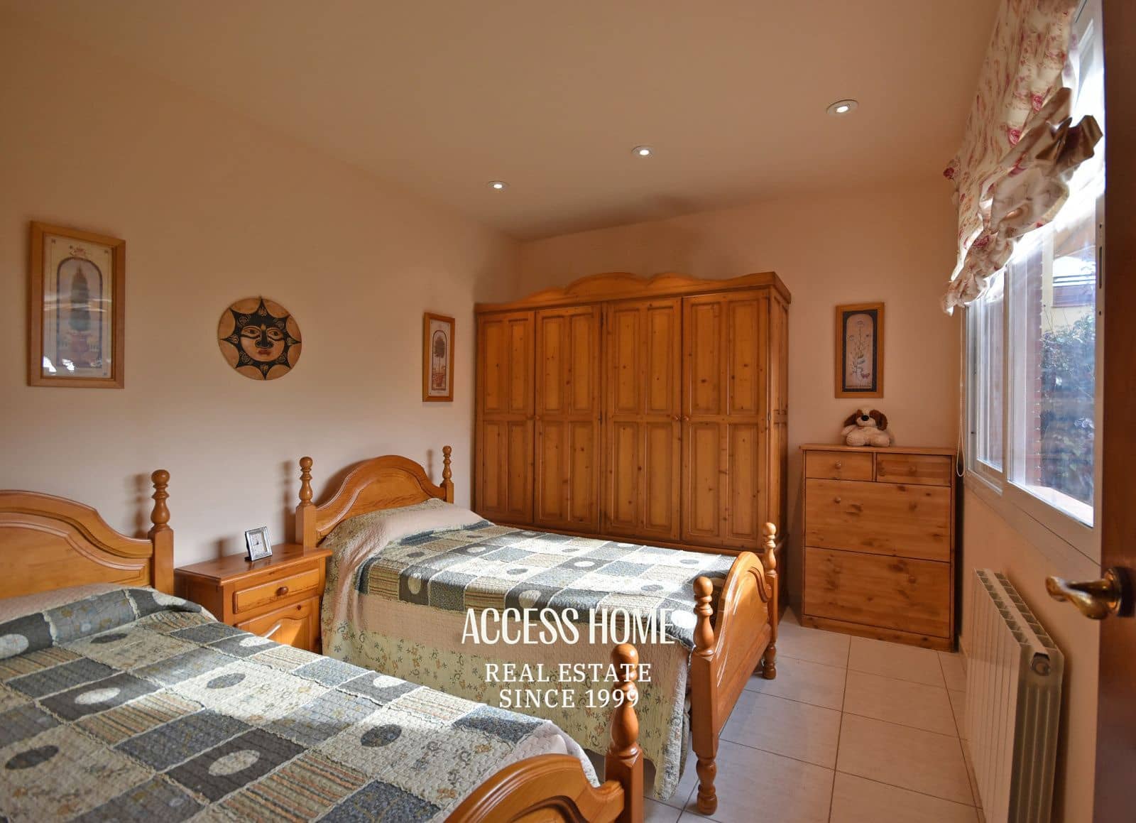 4 Zimmer Villa zu verkaufen in Sant Pol de Mar mit Pool Garage - 695.000 € (Ref: 9550331)