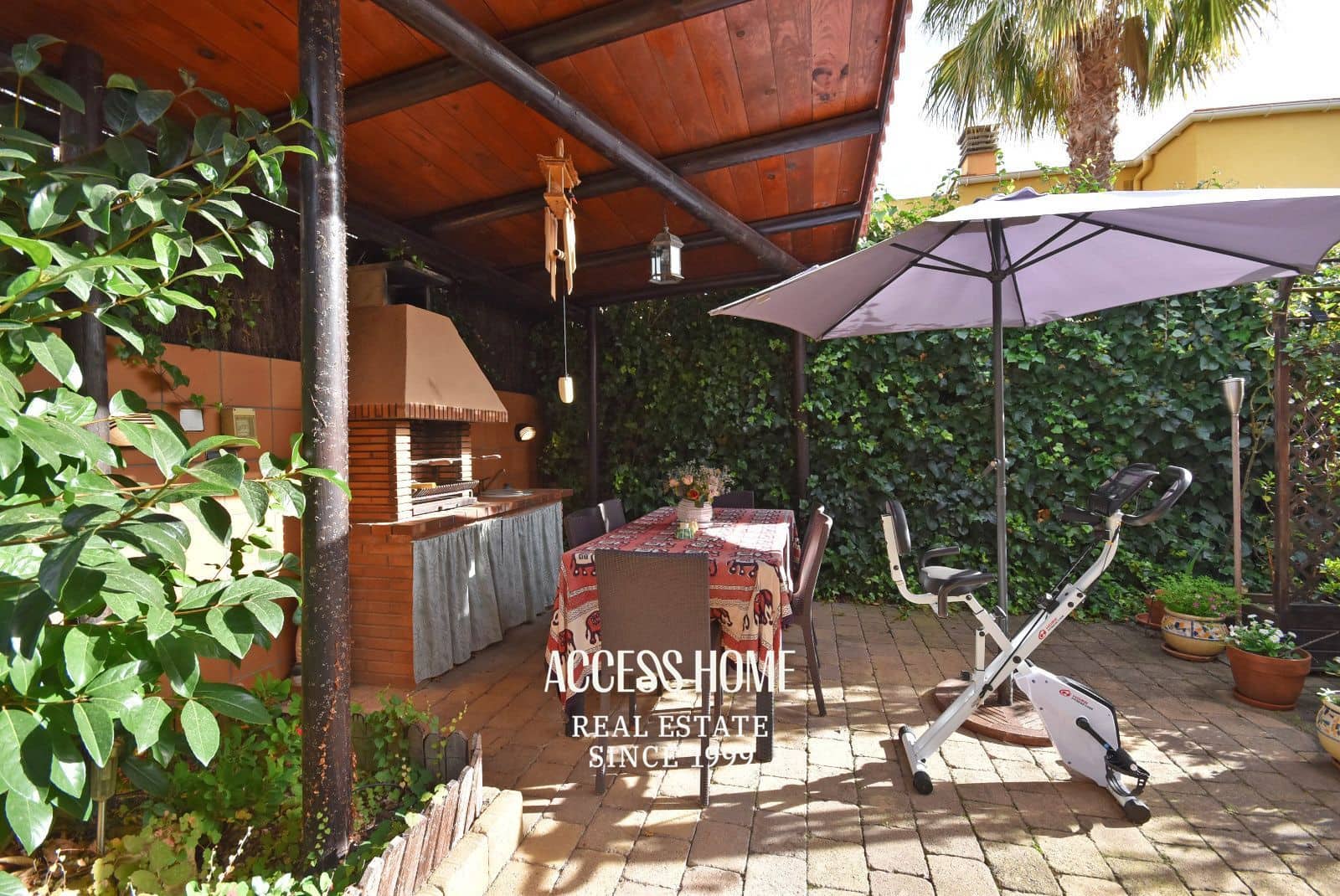 4 Zimmer Villa zu verkaufen in Sant Pol de Mar mit Pool Garage - 695.000 € (Ref: 9550331)