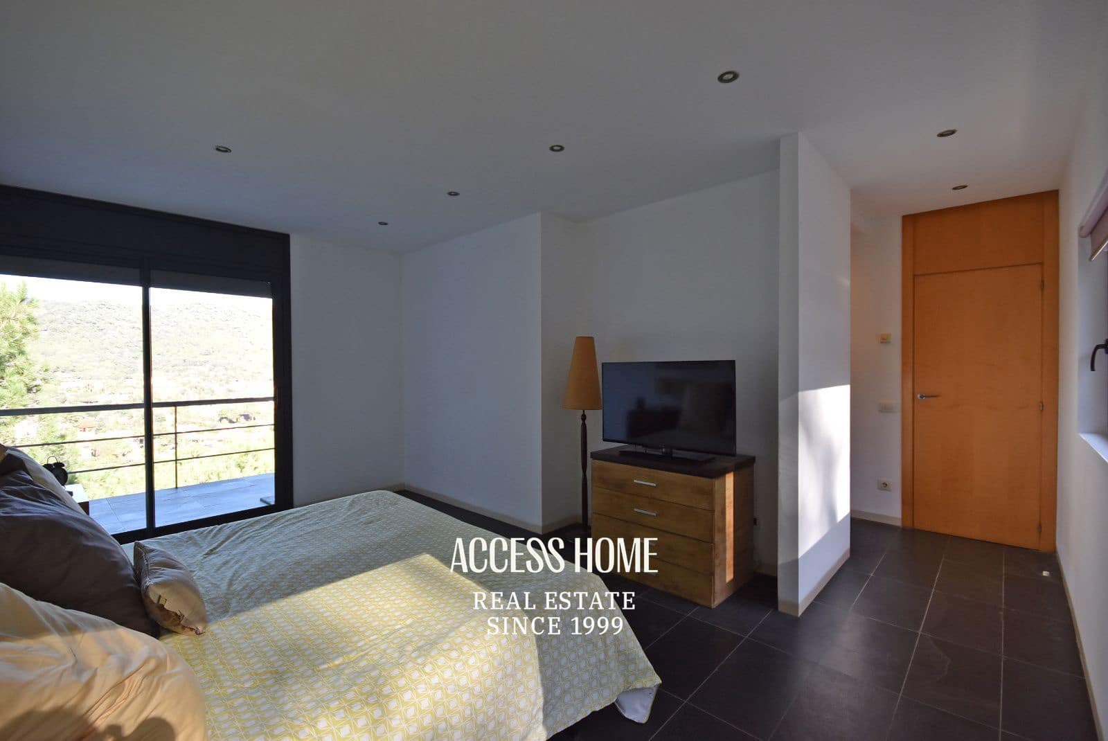 4 makuuhuone Huvila myytävänä paikassa Cabrils mukana uima-altaan - 875 000 € (Ref: 9554389)