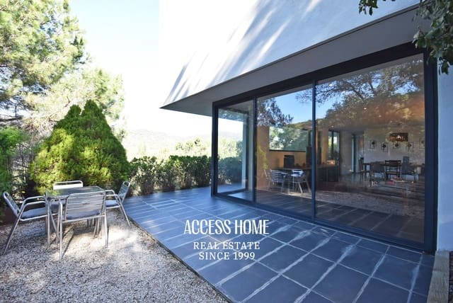 4 makuuhuone Huvila myytävänä paikassa Cabrils mukana uima-altaan - 875 000 € (Ref: 9554389)