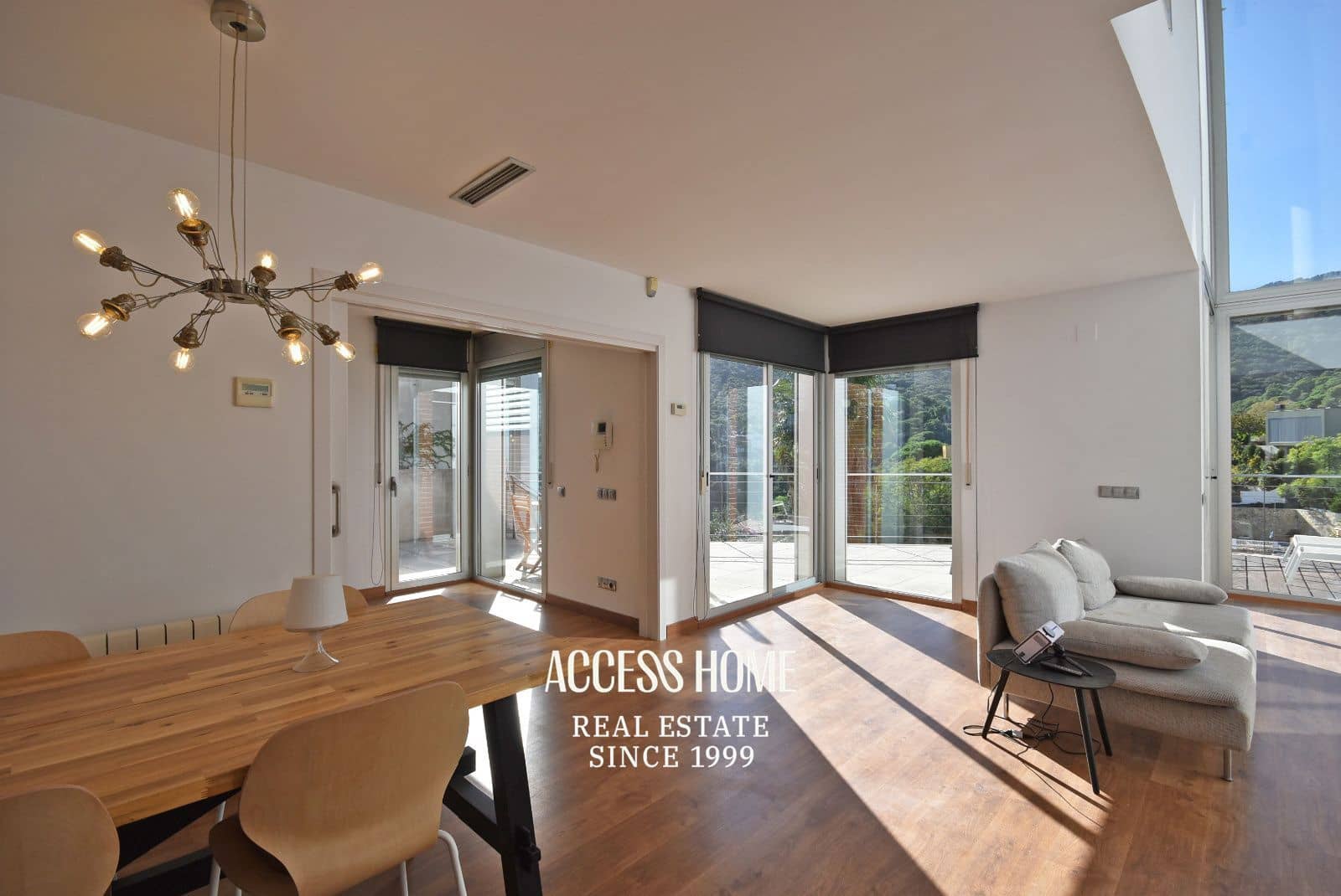 4 soveværelse Villa til salg i Alella med swimmingpool garage - € 799.000 (Ref: 9564102)