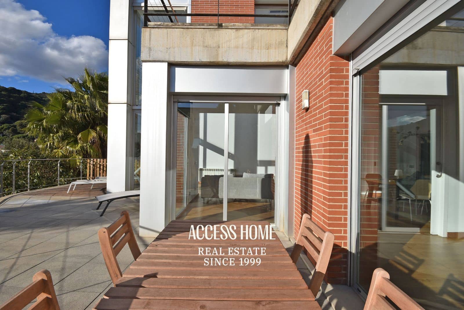 4 soveværelse Villa til salg i Alella med swimmingpool garage - € 799.000 (Ref: 9564102)