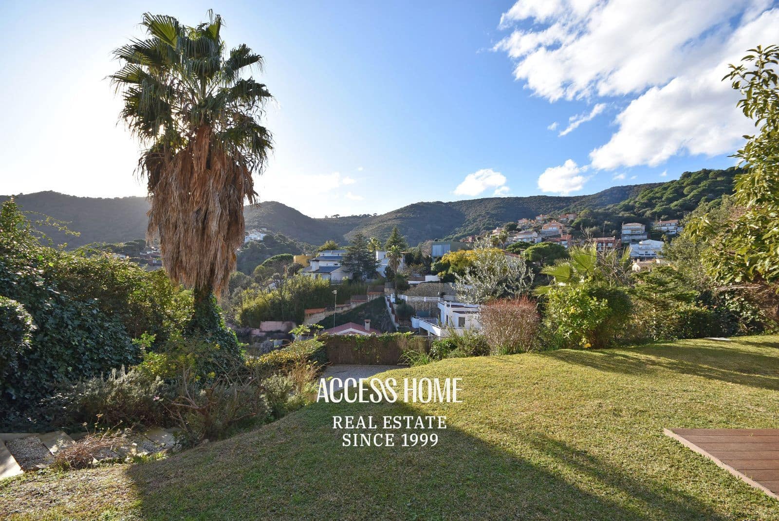 4 soveværelse Villa til salg i Alella med swimmingpool garage - € 799.000 (Ref: 9564102)