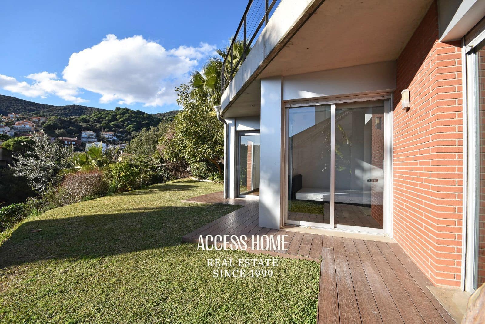 4 soveværelse Villa til salg i Alella med swimmingpool garage - € 799.000 (Ref: 9564102)