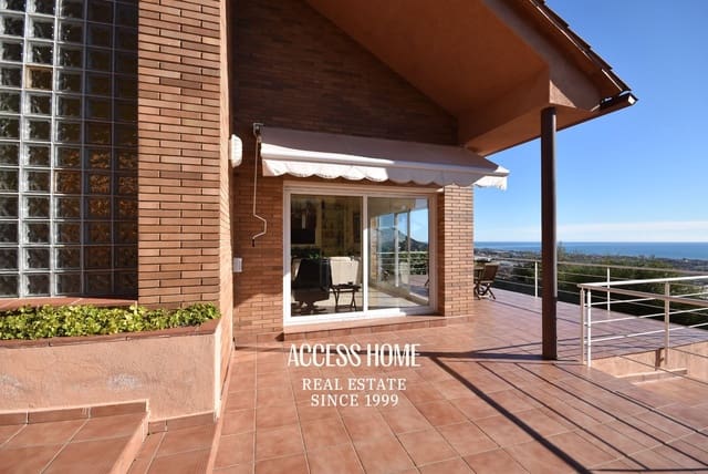 Chalet de 5 habitaciones en Premià de Dalt en venta con piscina garaje - 895.000 € (Ref: 9564103)