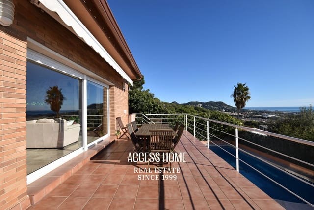 Chalet de 5 habitaciones en Premià de Dalt en venta con piscina garaje - 895.000 € (Ref: 9564103)