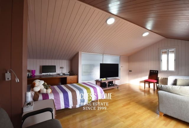 4 camera da letto Villa in vendita in Teià con piscina garage - 695.000 € (Rif: 9580452)