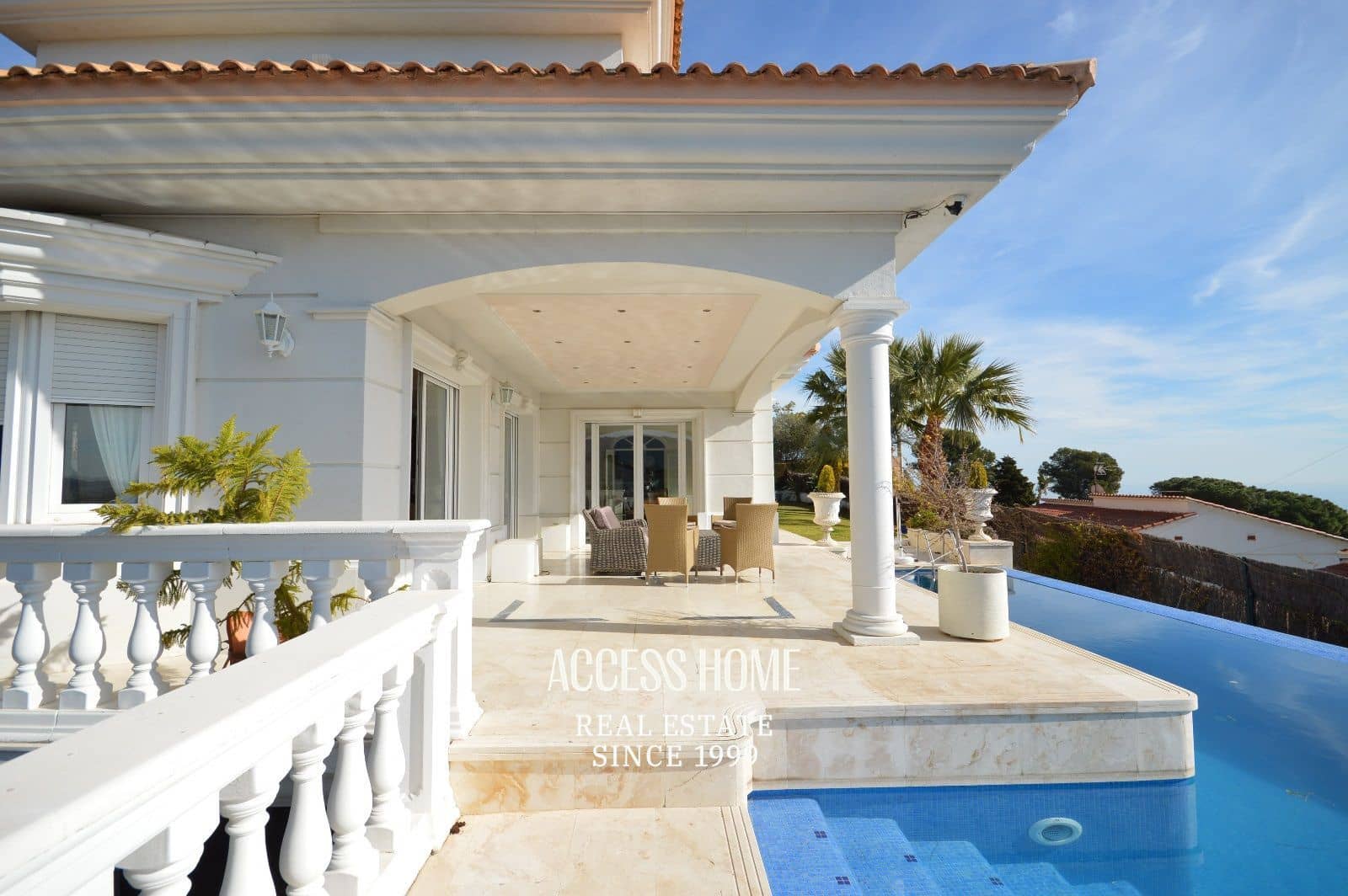 6 bedroom Villa for rent in Cabrils with pool garage - € 8,500 (Ref: 9592008)
