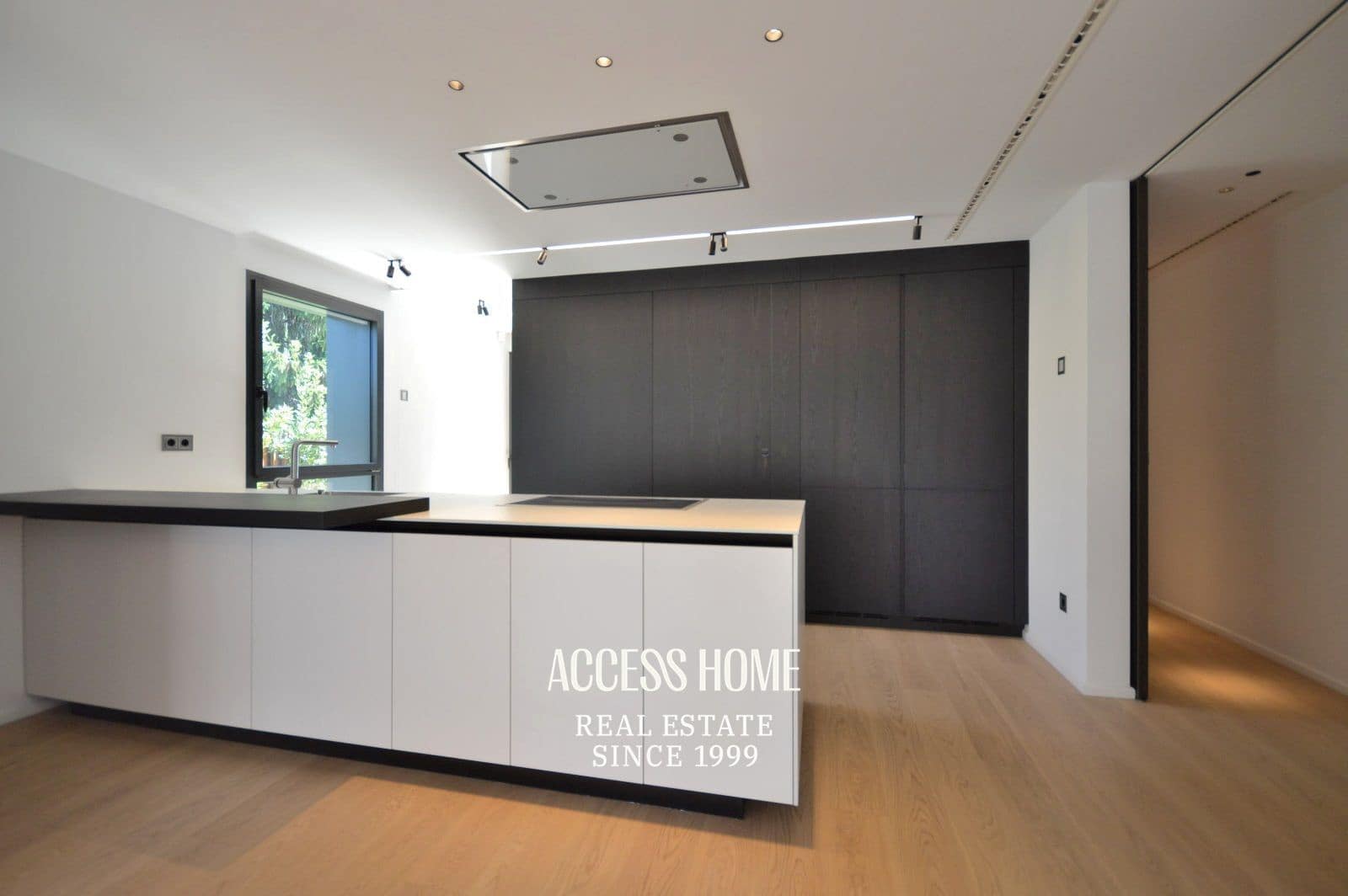 Chalet de 4 habitaciones en Alella en venta con piscina garaje - 1.450.000 € (Ref: 9603658)