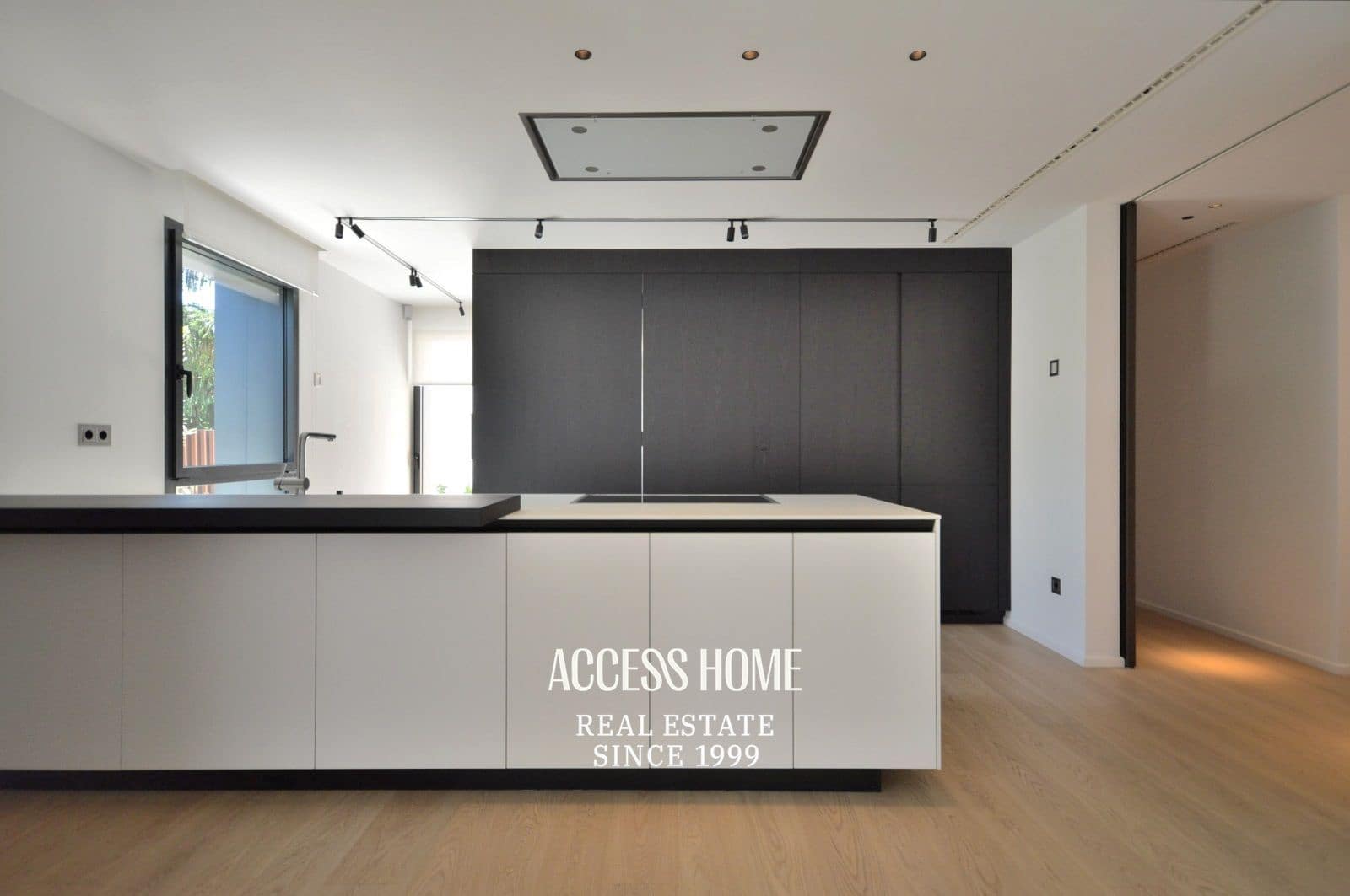 Chalet de 4 habitaciones en Alella en venta con piscina garaje - 1.450.000 € (Ref: 9603658)