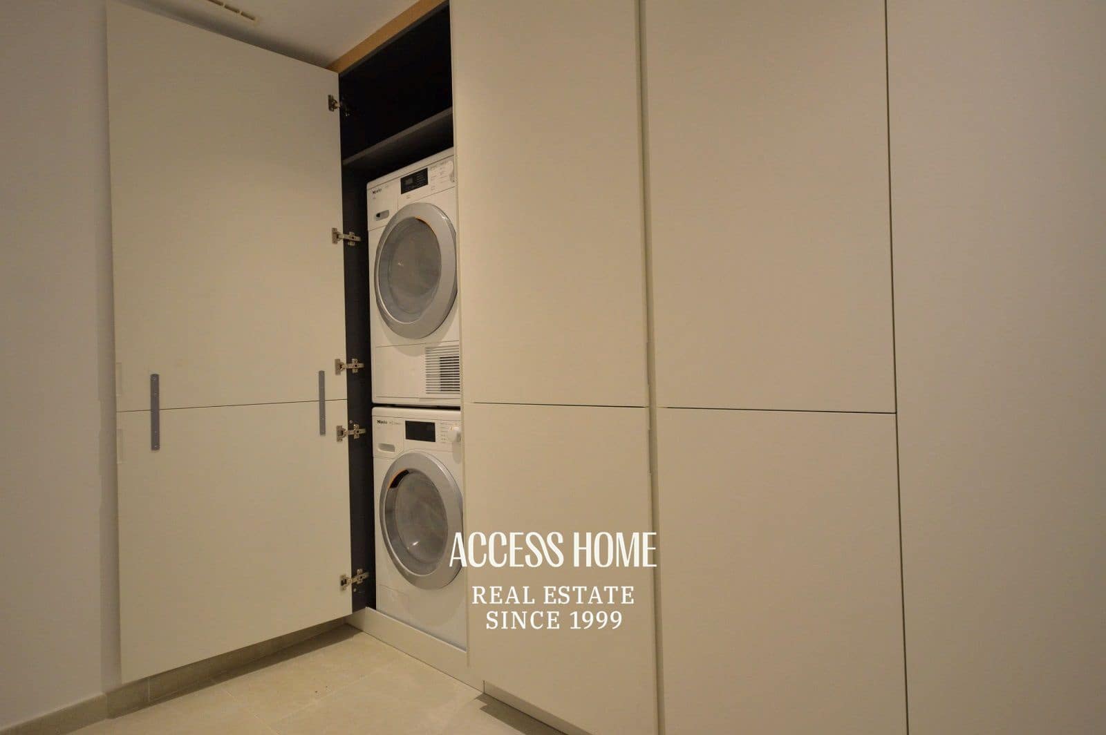 Chalet de 4 habitaciones en Alella en venta con piscina garaje - 1.450.000 € (Ref: 9603658)