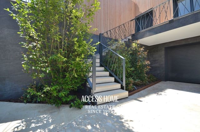 Chalet de 4 habitaciones en Alella en venta con piscina garaje - 1.450.000 € (Ref: 9603658)